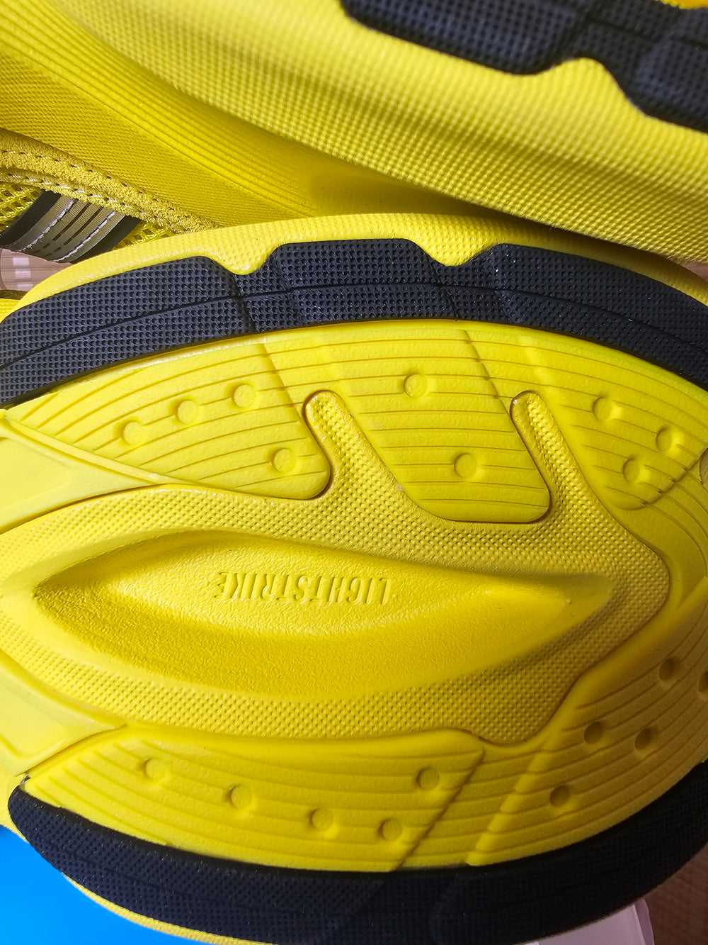 Adidas Adizero Goukana JP7177 Yellow Light Yellow Men's Running Shoes Size 10.5