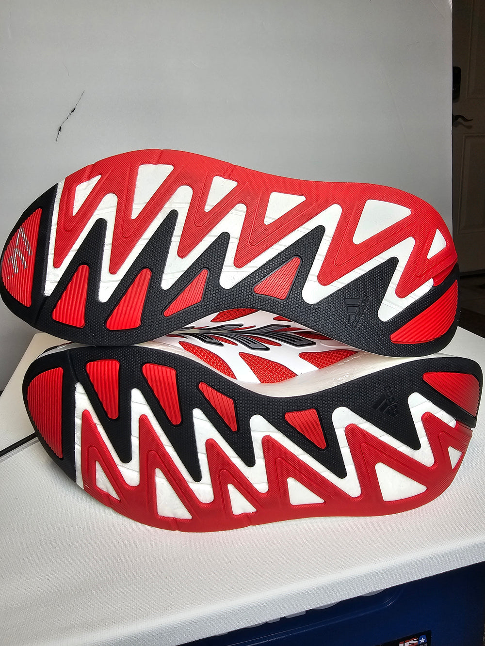 adidas Adizero Aruku J JP7039 Red White Men's Size 6.5 Lifestyle Sneakers NWT
