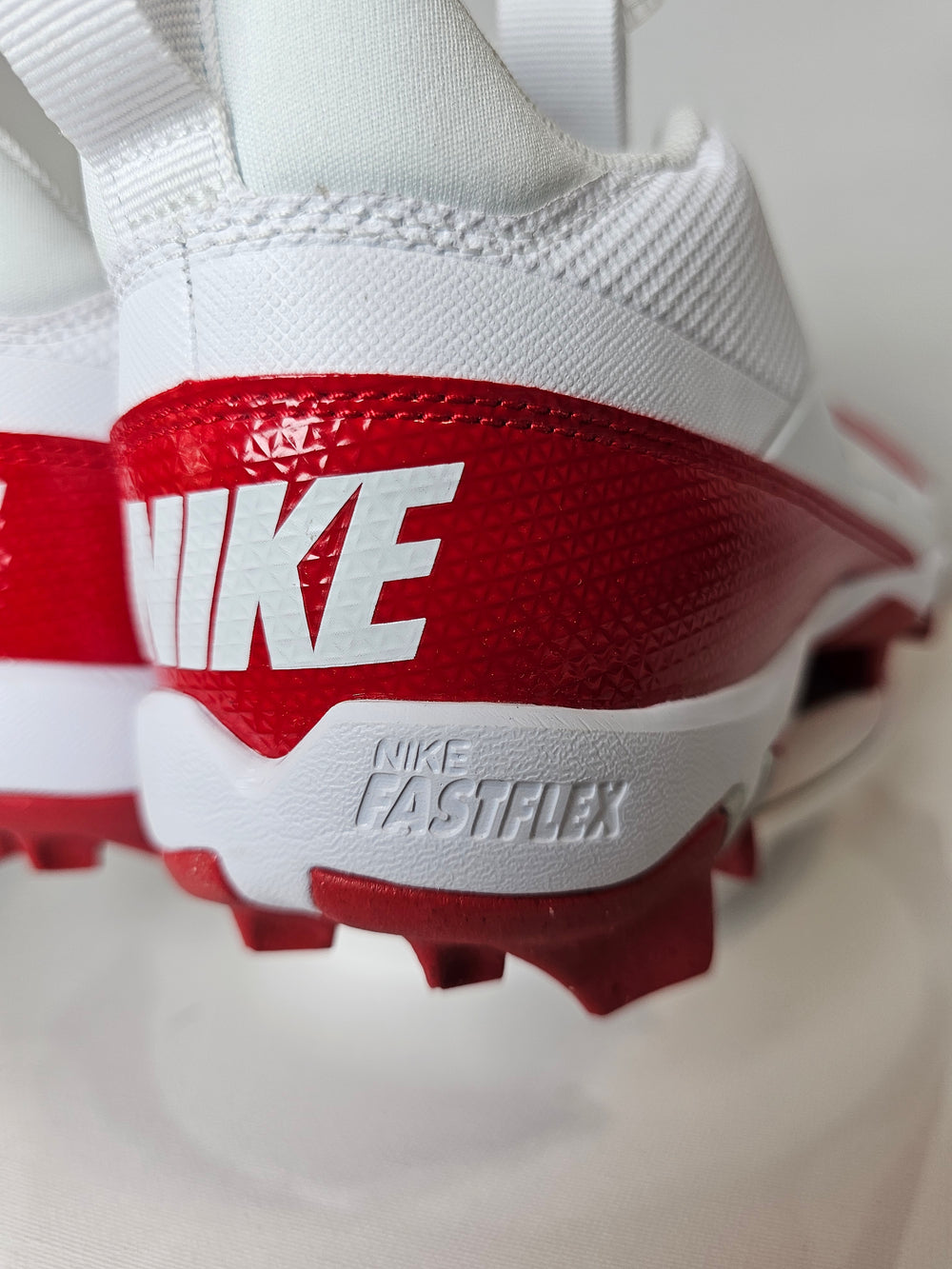 Nike Alpha Huarache 4 Elite Baseball Cleats White Red FN0028-102 Men's Size 11