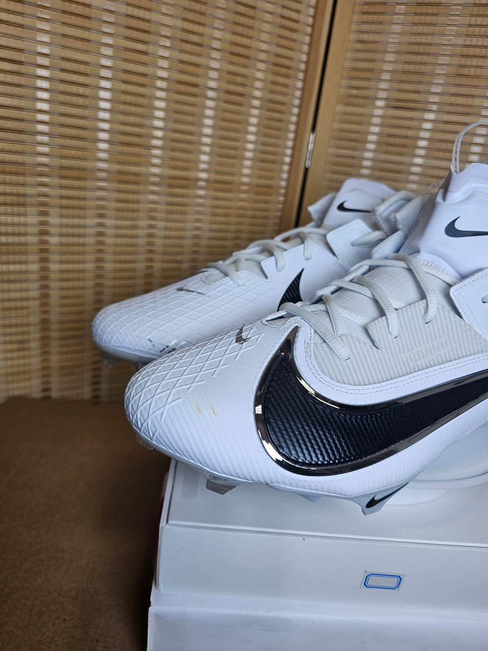 Nike Vapor Edge Elite 360 2 Football Cleats White Black FJ6125-100 US 15 Wide