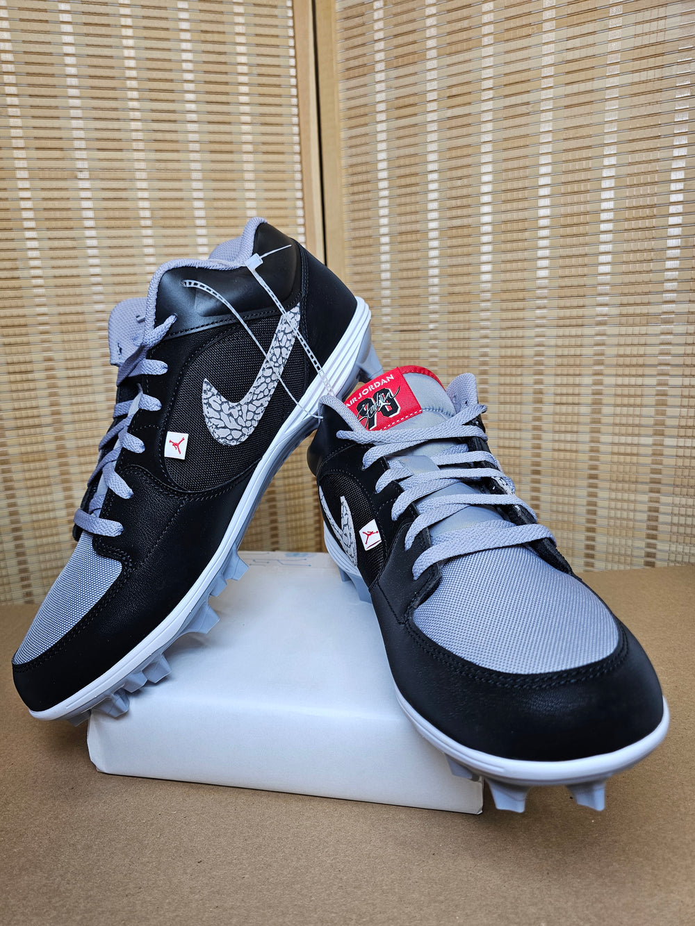Jordan Stadium 90 TD Football Cleats Men’s 13 Black Cement HQ0210-060