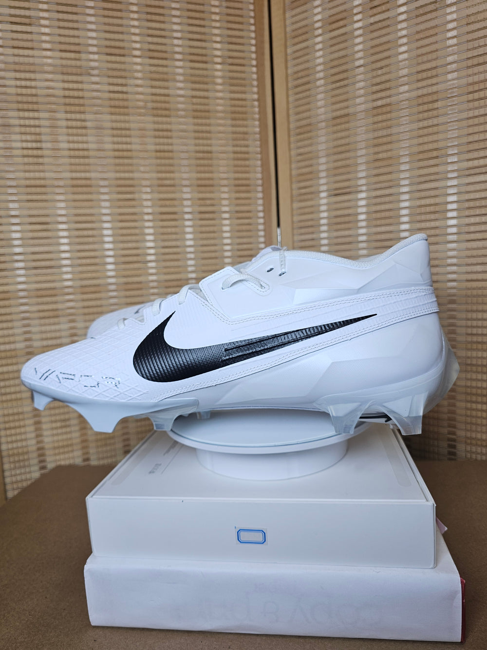 Nike Vapor Edge Elite 360 2 Football Cleats White Black FJ6125-100 US 15 Wide
