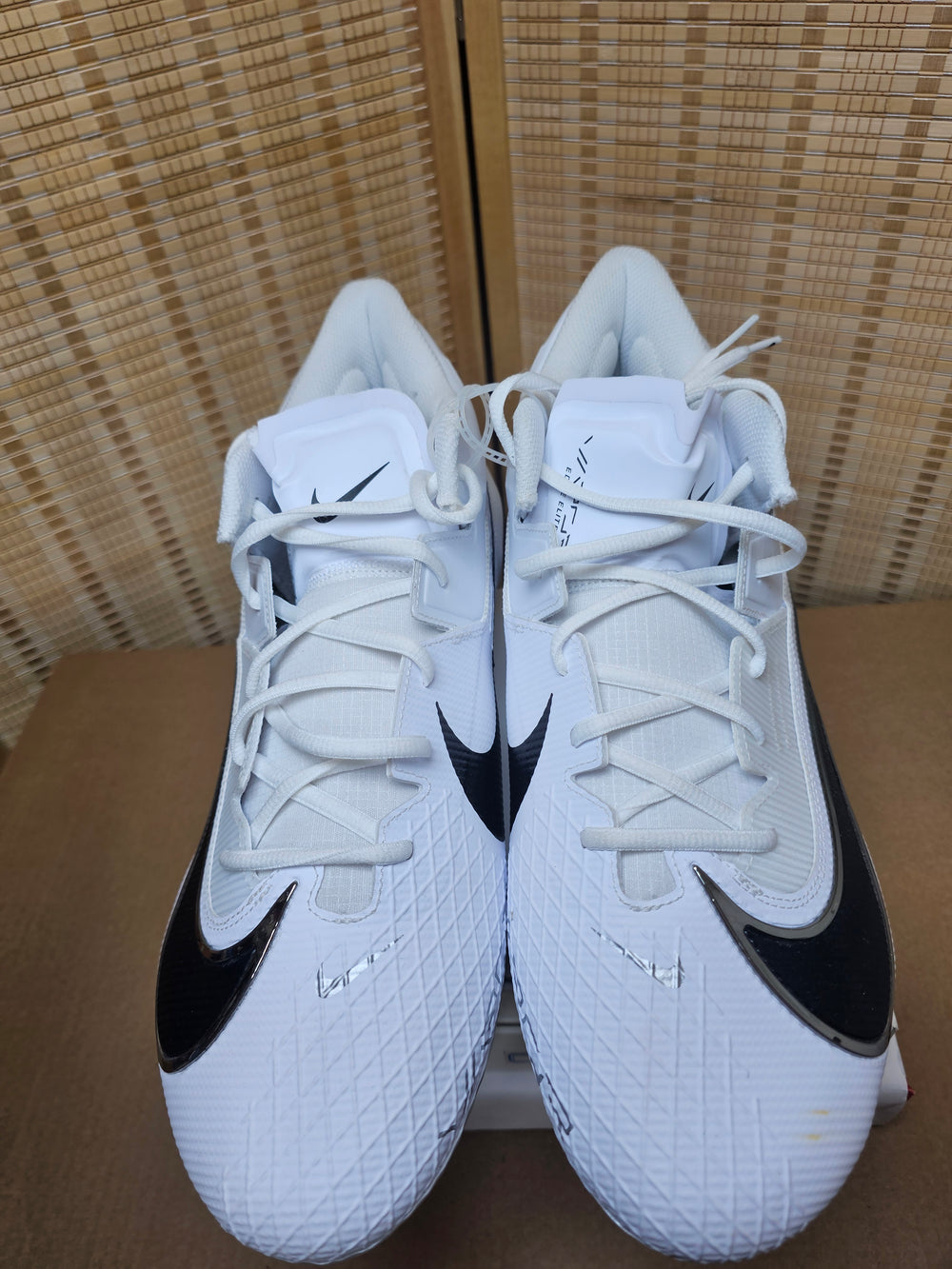 Nike Vapor Edge Elite 360 2 Football Cleats White Black FJ6125-100 US 15 Wide